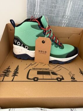 HOLO Men's Mint Green Trail Boot 10.5